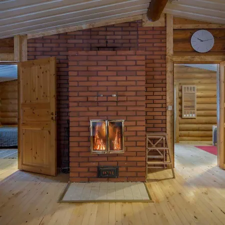 Holiday home Pohosniemi By Interhome Huuhanaho